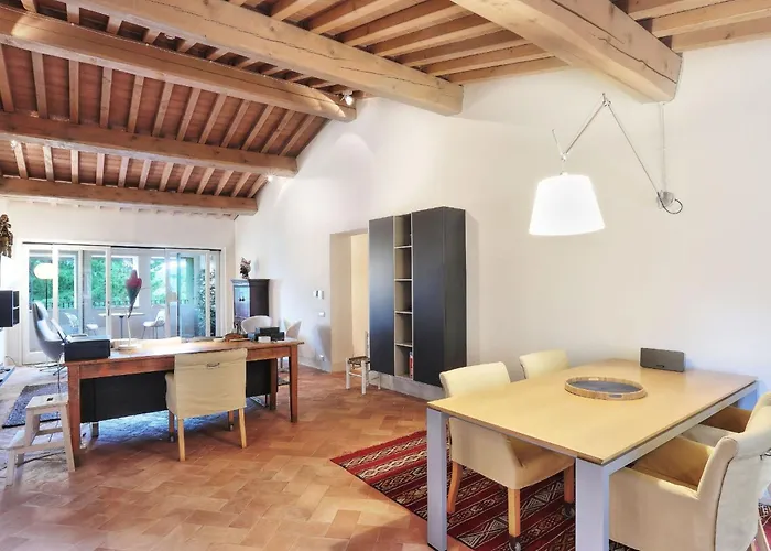 アパート La Terrazza By Interhome カステルファルフィ